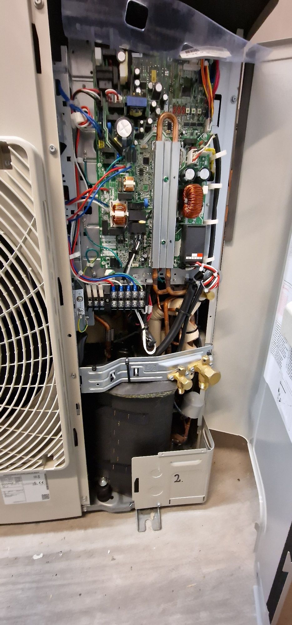 klimatyzator daikin AZAS125M7Y1B  12,5 nowy TYLKO JEDNOSTKA ZEWNĘTRZNA