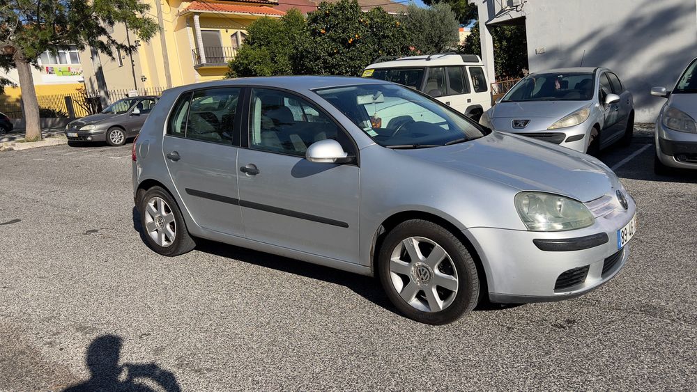 Golf 1.4 muito estimado