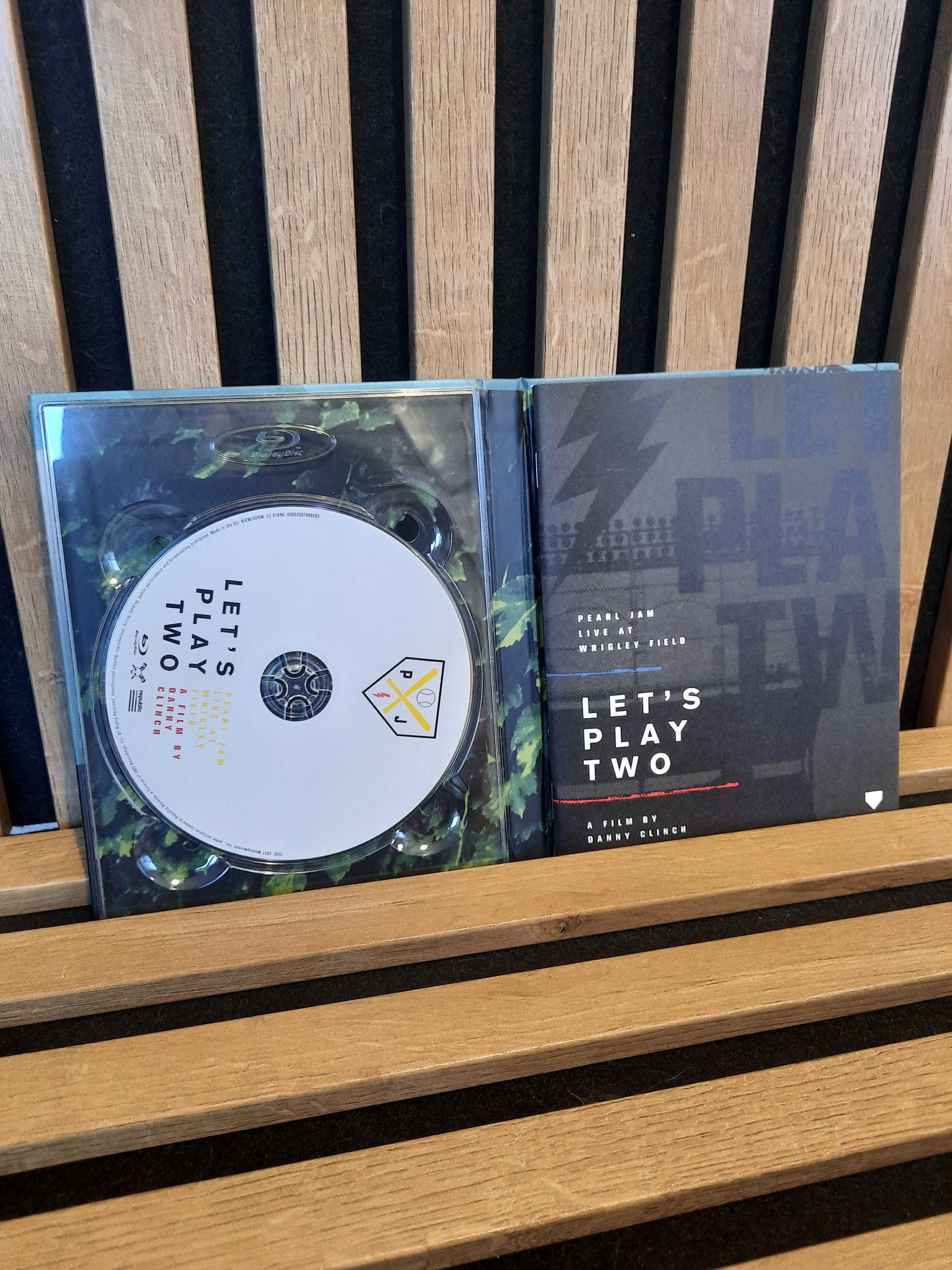 Pearl Jam DVD (Blu Ray) Let's Play Two