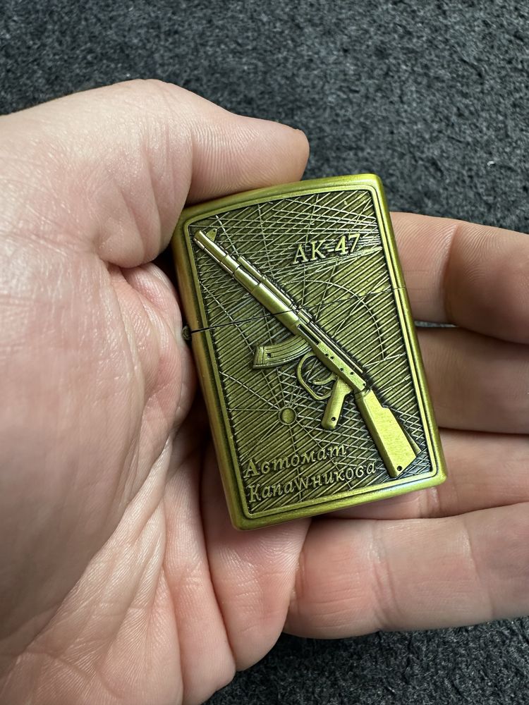 Zapalniczka metalowa benzynowa ak47 wojskowa typu zippo