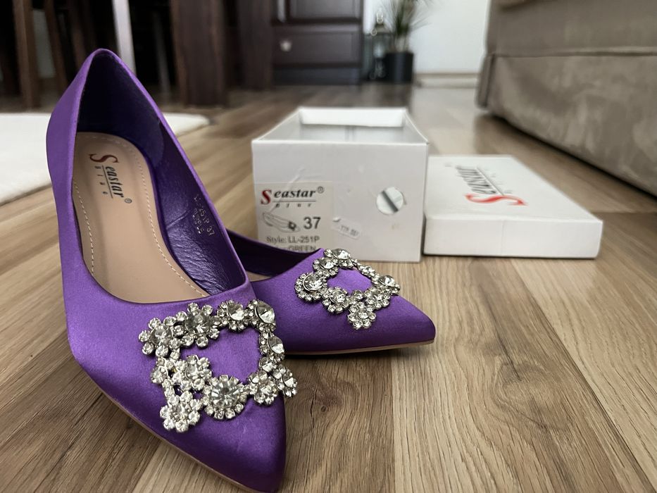 Piękne baleriny na obcasie niskim