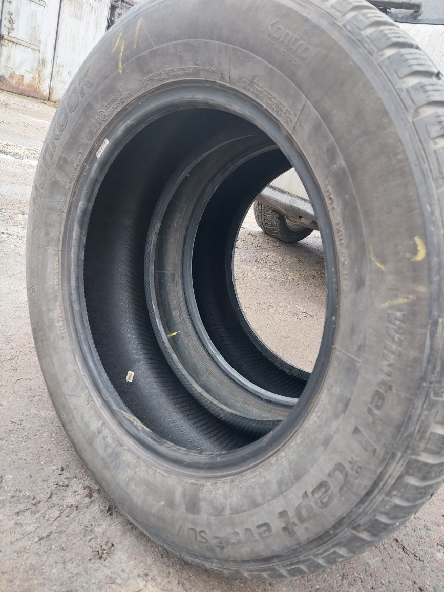 Hankook WinterIcept evo2