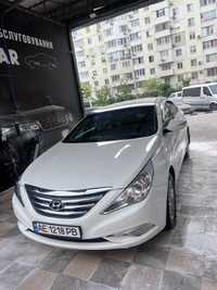 Hyndai Sonata 2.0 LPI - 2014г.  (Не такси) -Пробег 170т!