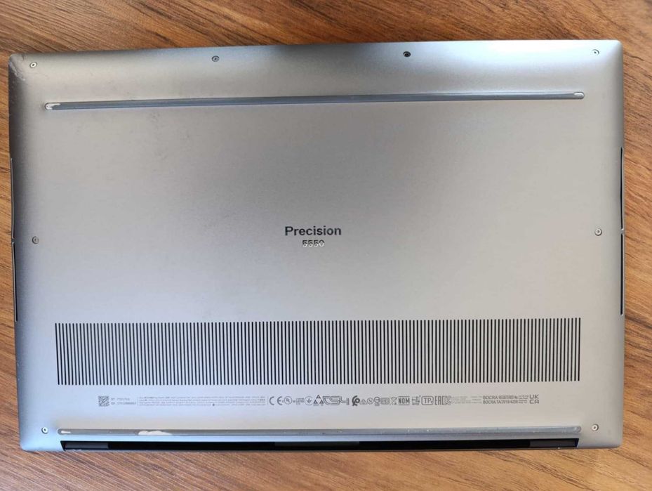 Dell Precision 5550 i9-10885H 32GB T2000 Touch UHD+ 512GB SSD Win 11
