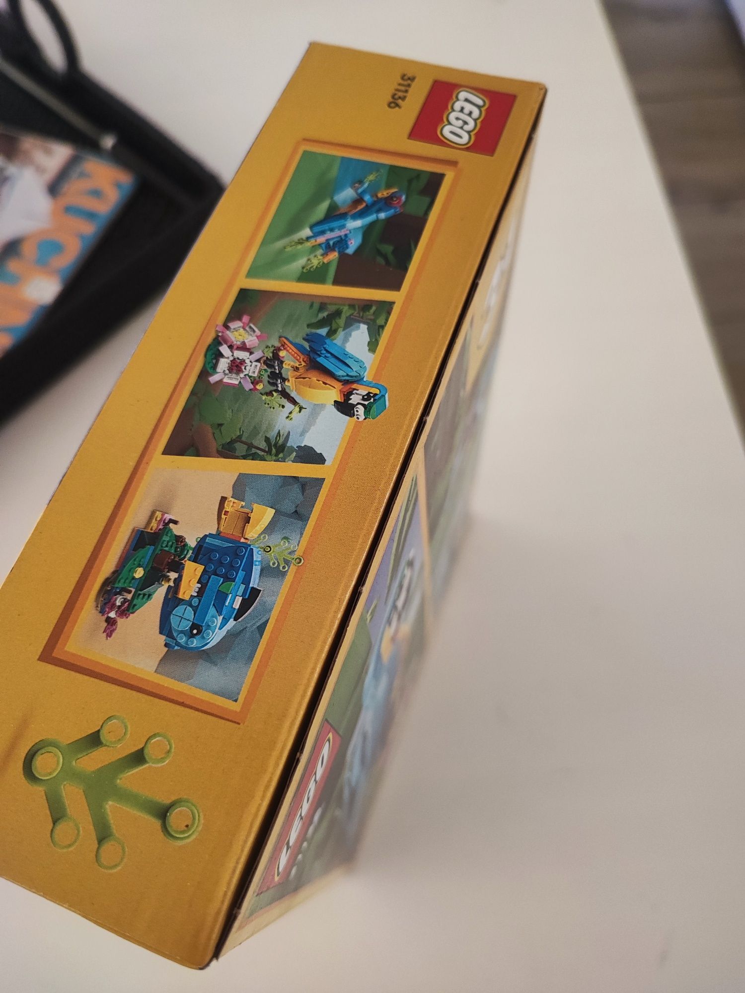 LEGO 3 w 1 papuga