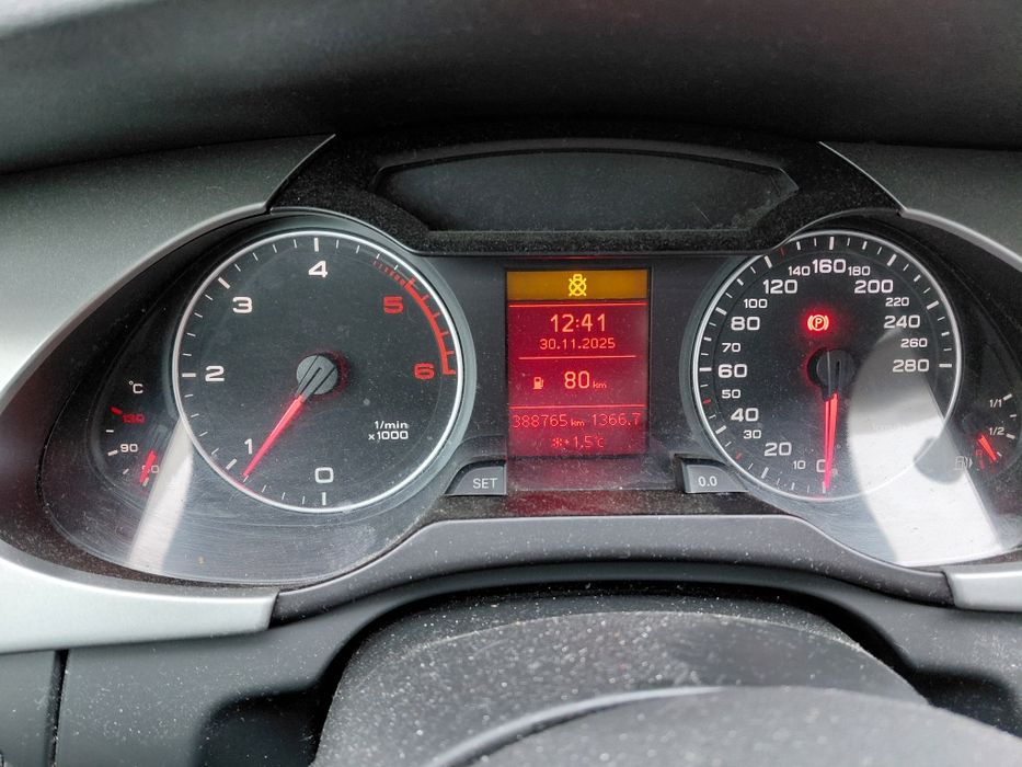 Sprzedam Audi a4 b8 2.0 CR.