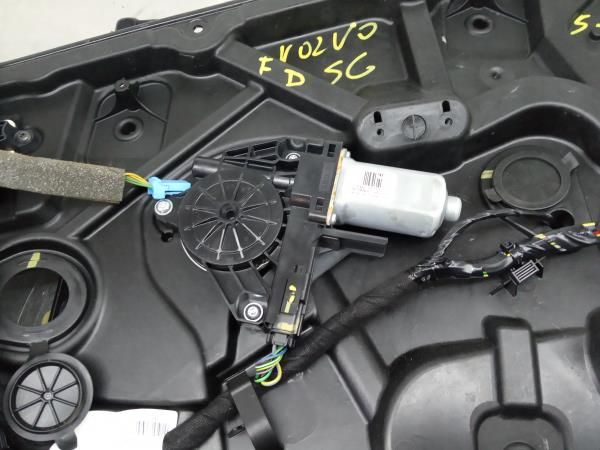 Elevador vidros frente direito VOLVO S60 II (134)