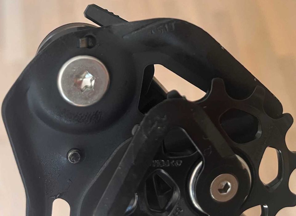 Shimano Deore RD-M 5100 Przerzutka tylna SHADOW RD+ 1 x 11 s 11-51 rdm