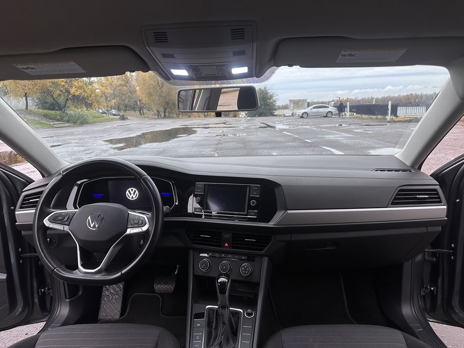 Продам VW Jetta 7 покоління(рестайлінг) 2022 рік(модельний 2023)