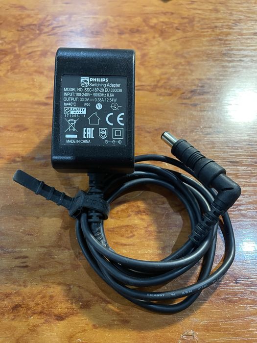 Зарядка для акамуляторних пилососів FHILIPS / 33.0 V