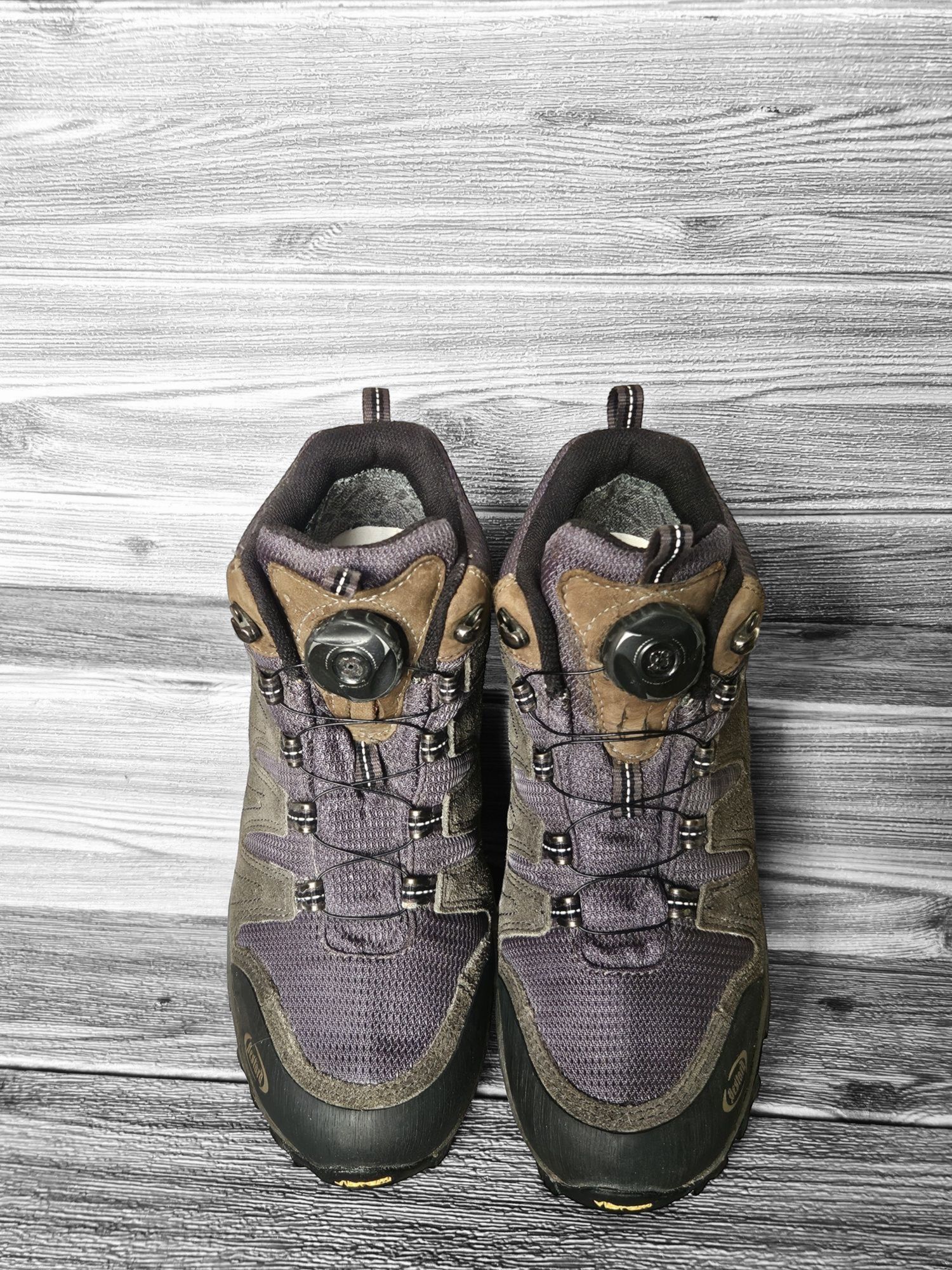 Buty damskie trekkingowe Bestard zamsz górskie Gore-Tex Vibram 39 40