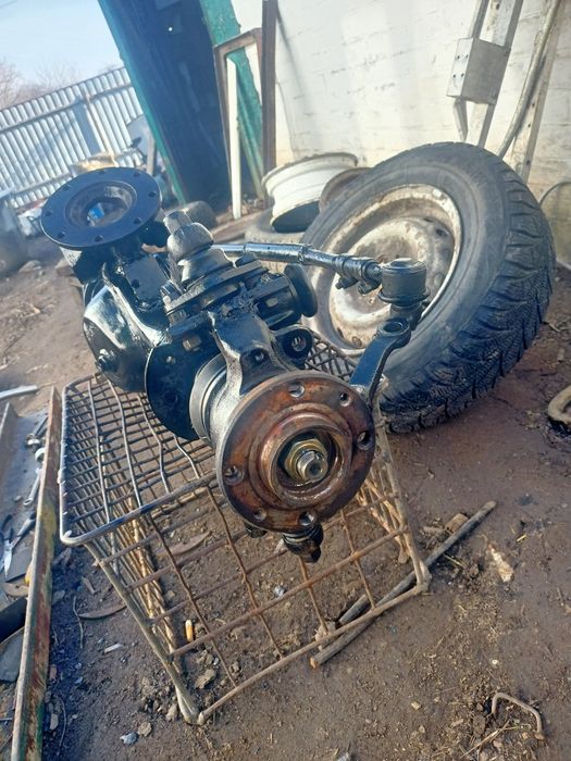 Передній ведучий міст ВАЗ на саморобний мінітрактор