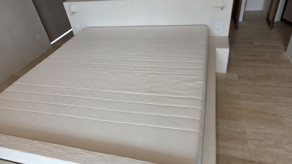 Colchão 200x180 ikea