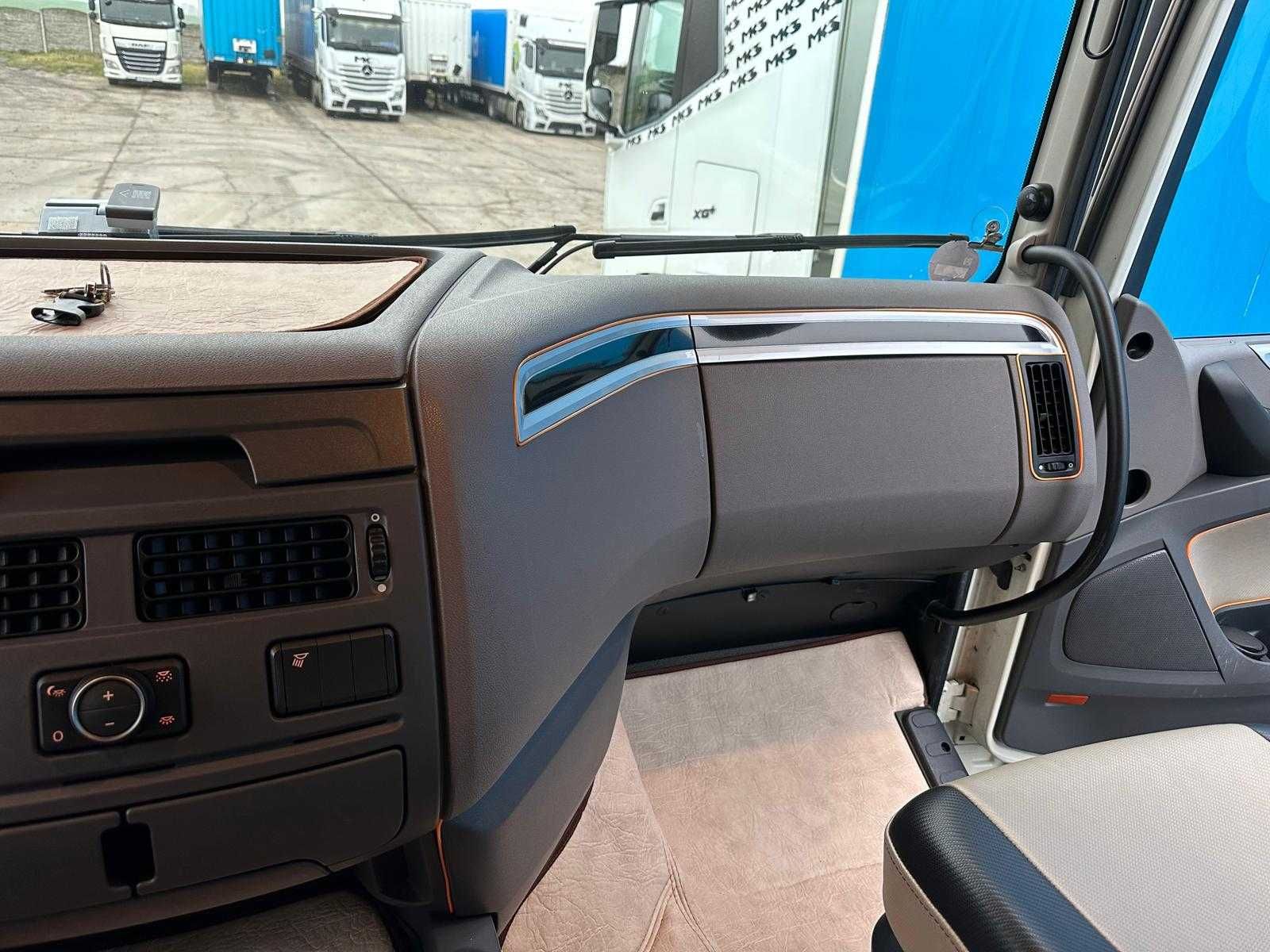 DAF XF480 Space Cab Mega cena netto