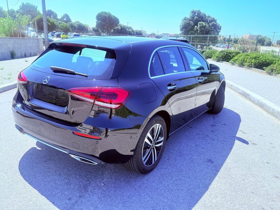 Mercedes benz A250e
