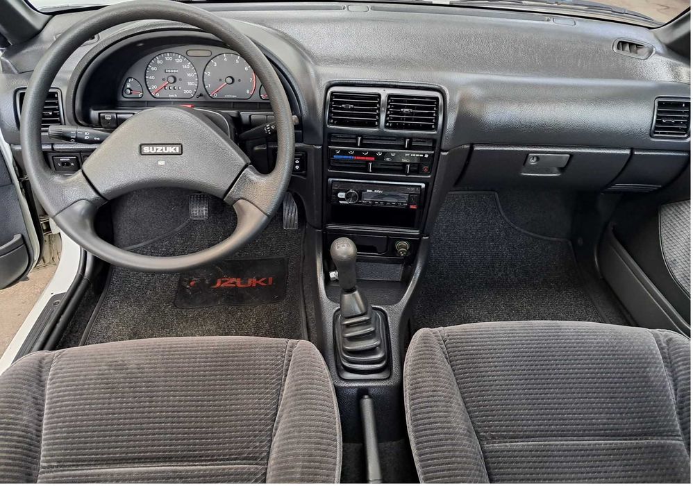 Suzuki Swift II 1.3 Gasolina 1994 com apenas 55.000KM