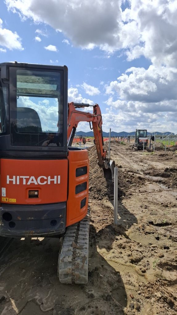Usługi minikoparką, usługi wywrotką, prace ziemne, roboty ziemne.