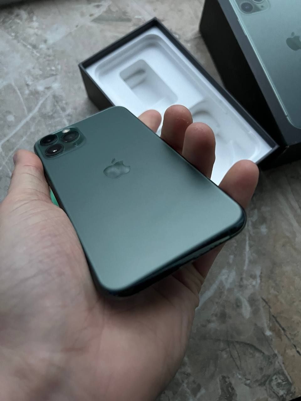 Iphone 11 pro 64 зелений