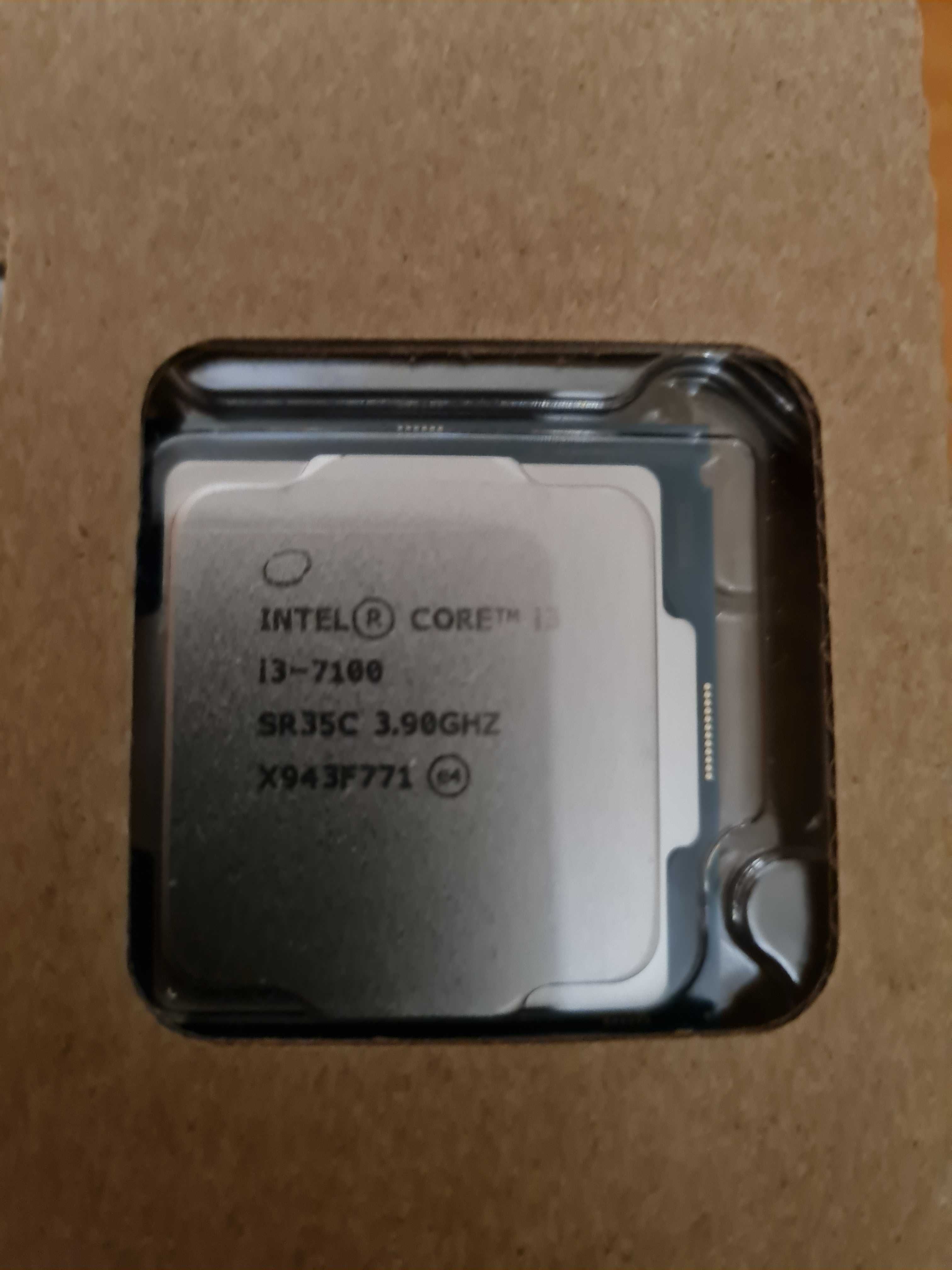 Продам процессор Intel i3-7100 S1151. Box