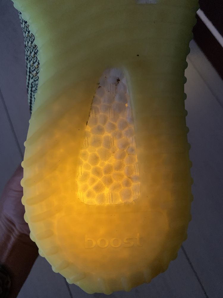Кроссовки Adidas Yeezy Boost 350 V2 YEEZREEL
