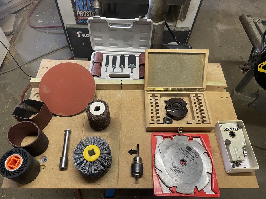 Piła stołowa wieloczynnosciowa DEWALT radialna 230V wielofunkcyjna