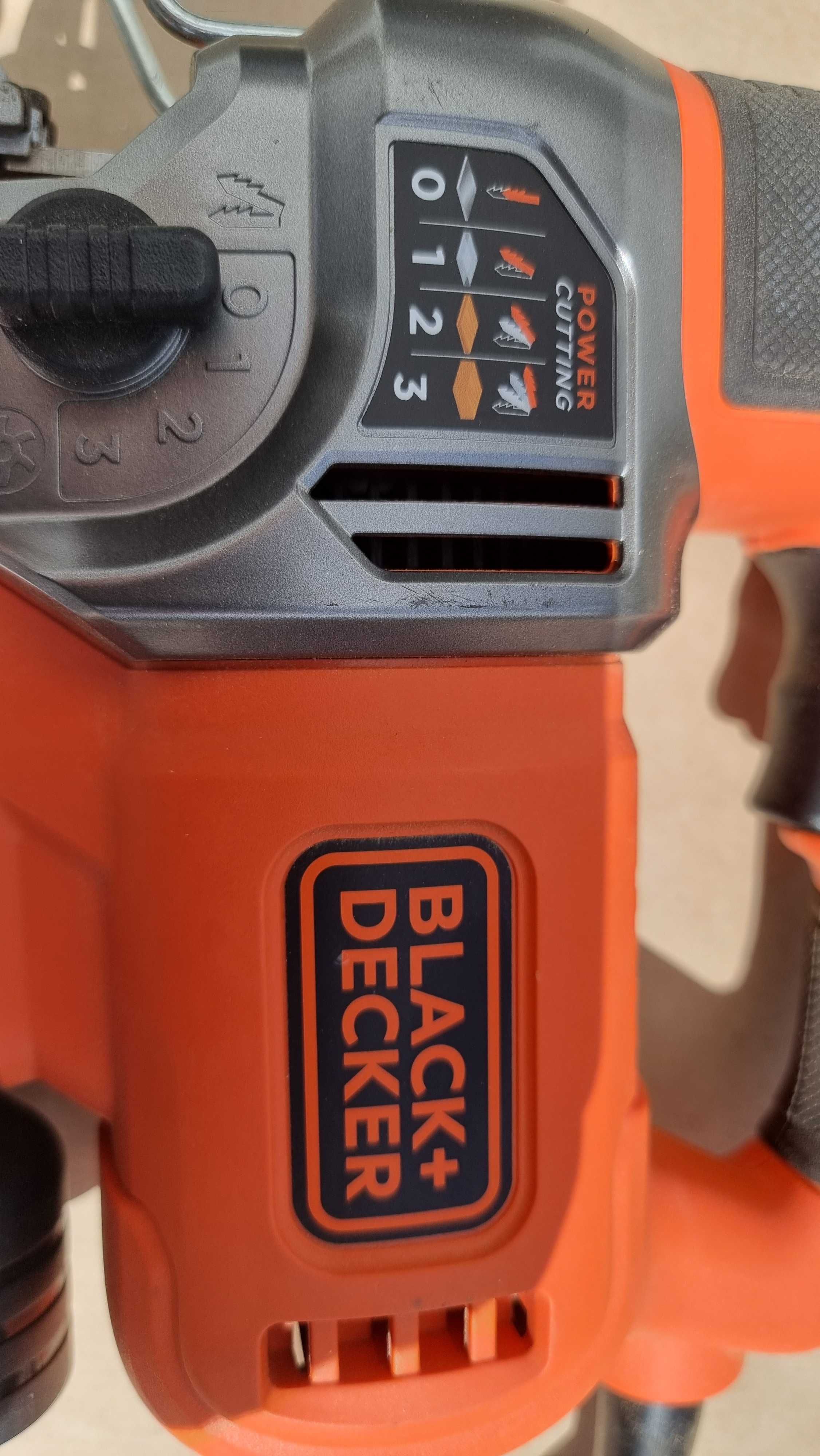 Serra Tico Tico Black Decker como nova