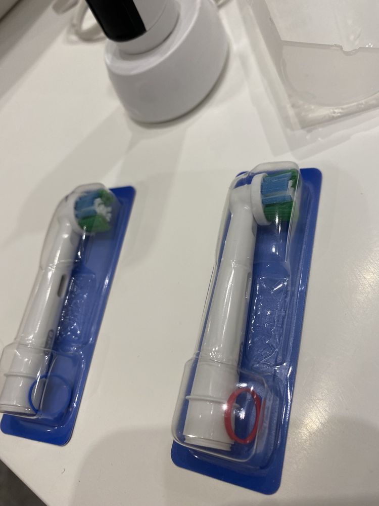 szczoteczka elektryczna oral b braun 3756 + końcówki