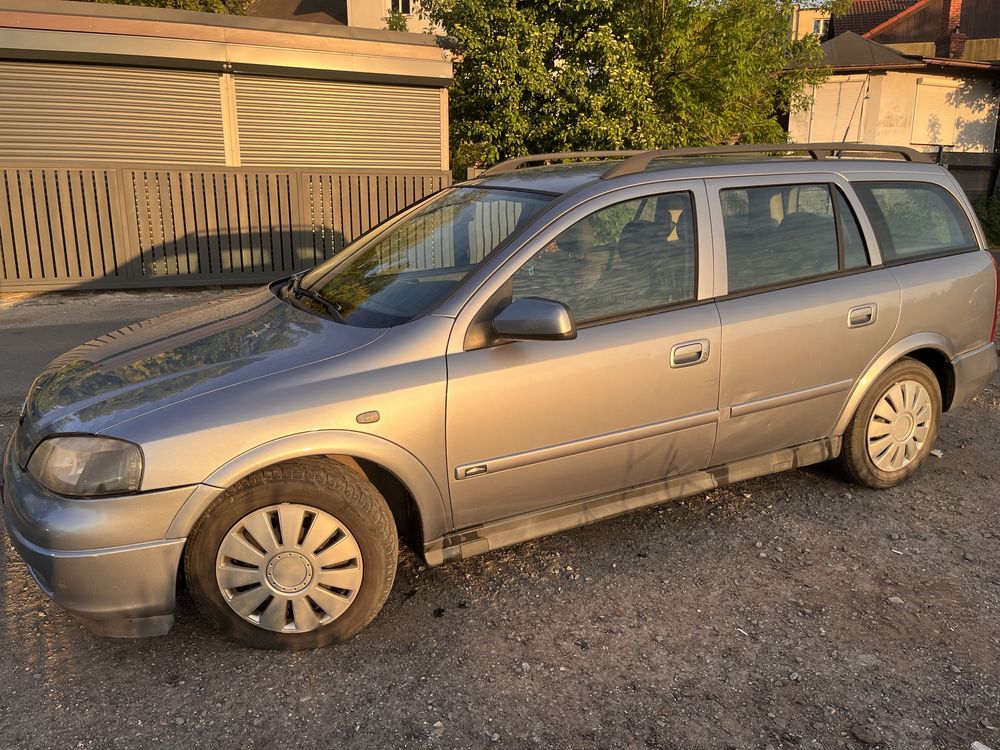 Opel Astra kombi