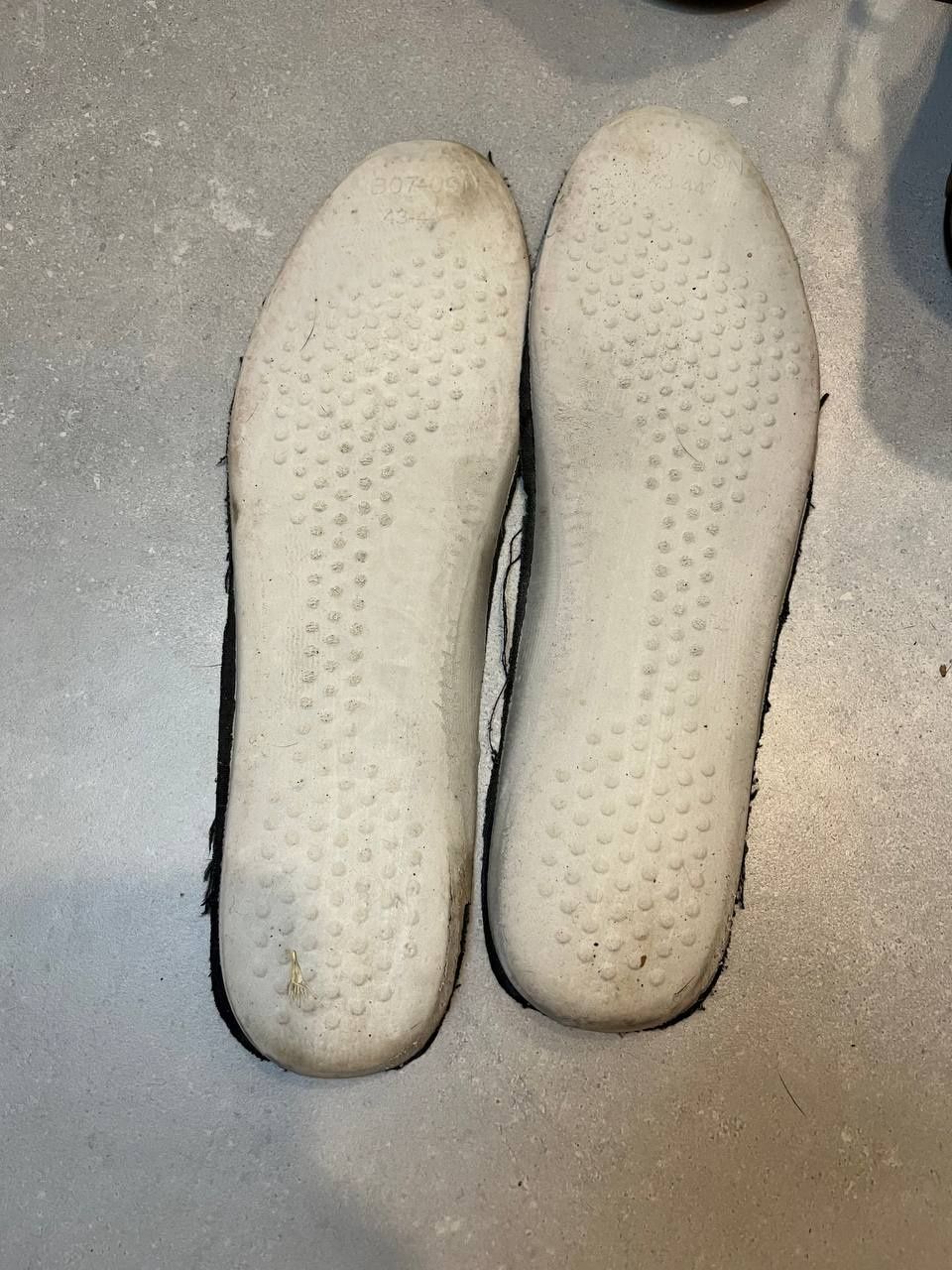 Кроссовки Off white out of office