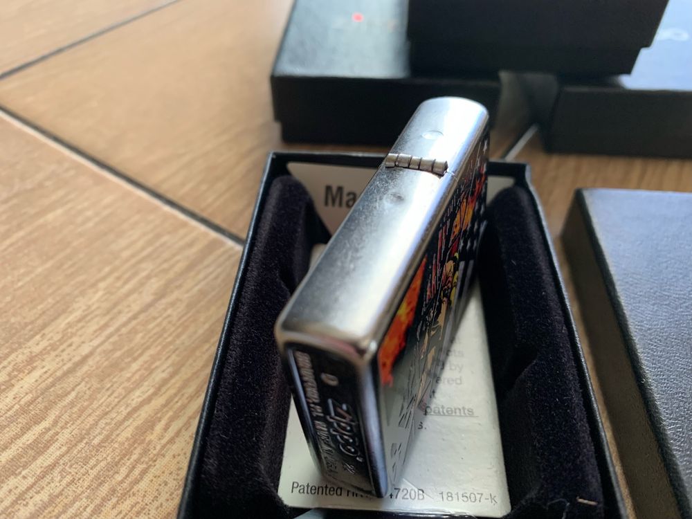 Зажигалка Zippo Fireman on Ladder with Flames Street Chrome