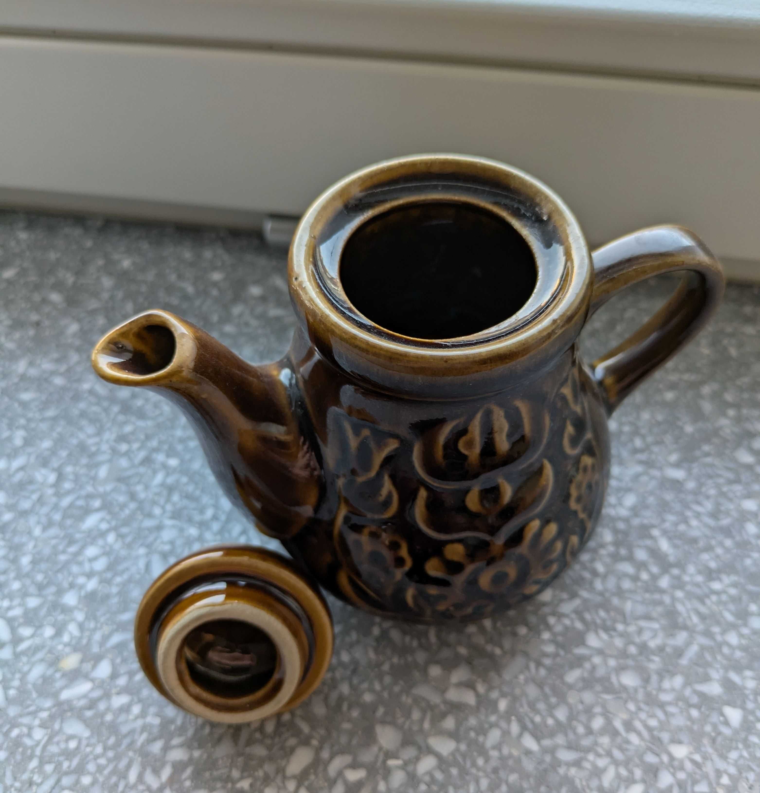PRL czajniczek/ imbryk porcelitowy