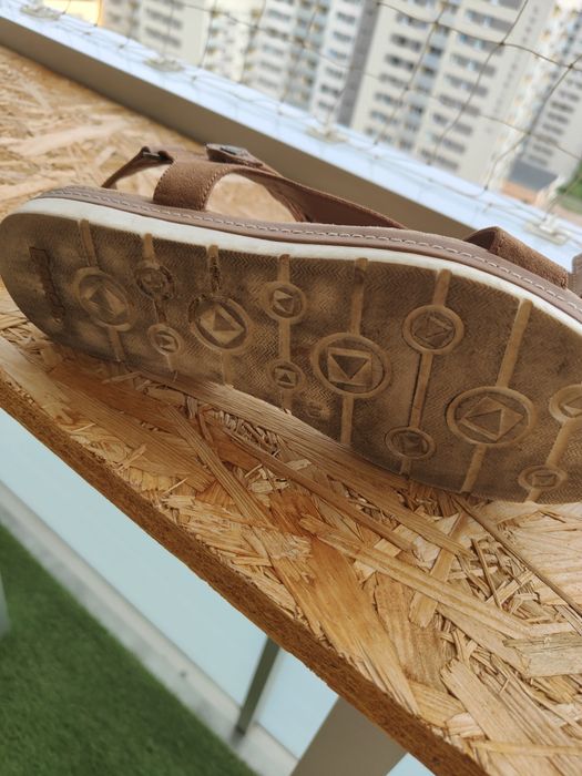 Sandały Bench Adidas Nike Puma 4F 39