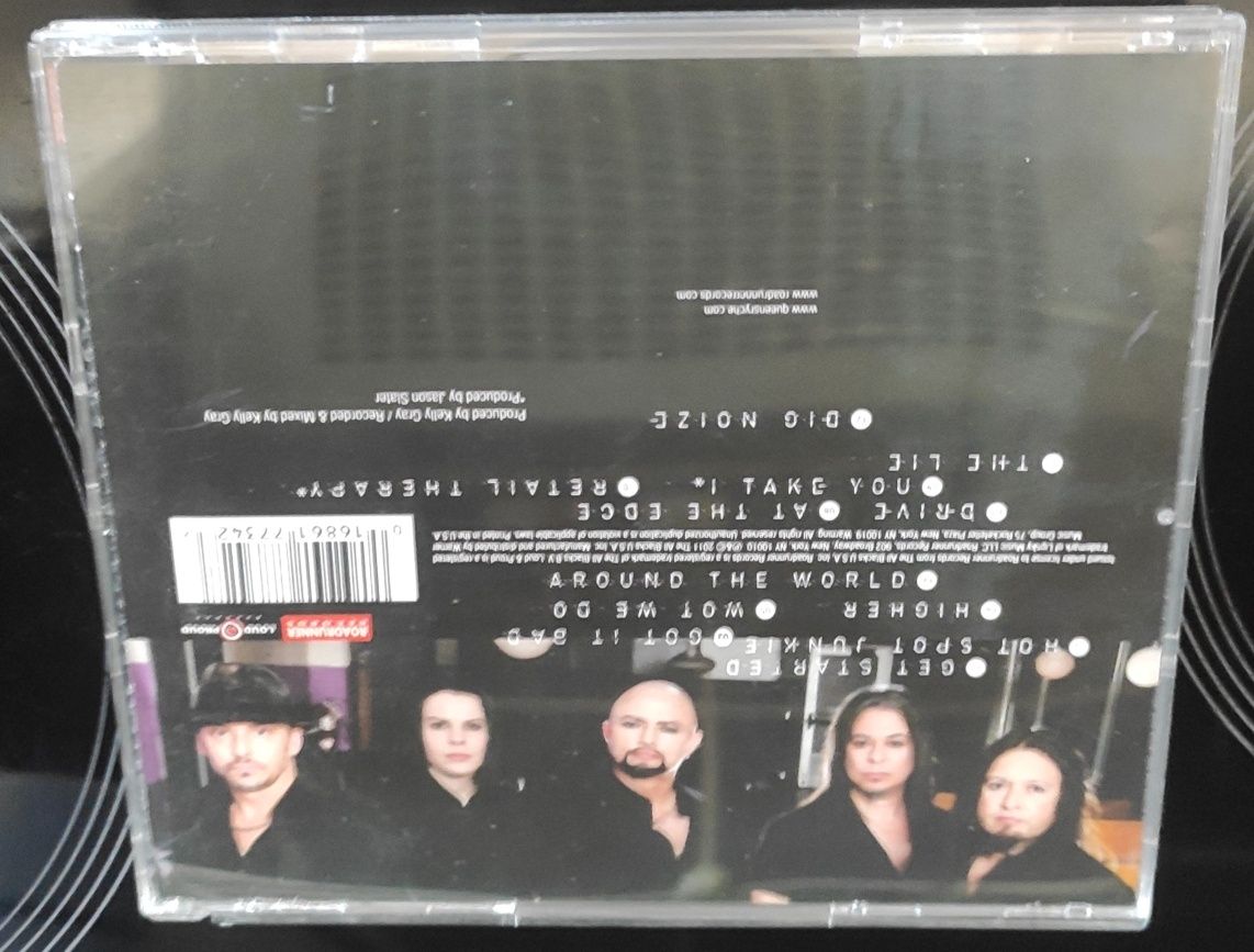 Queensryche "Dedicated to Chaos" cd