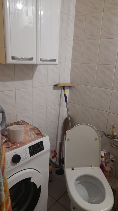 Кімната в двокімнатній квартирі