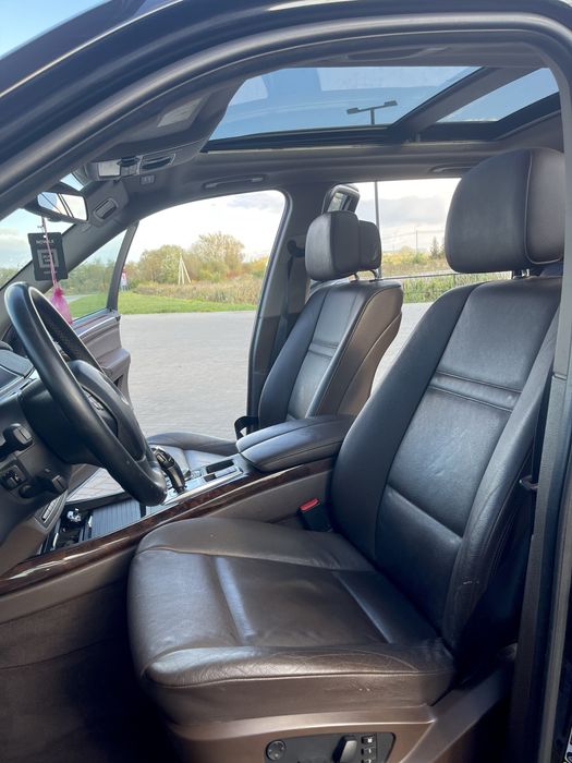 BMW X5 рест 2012 року