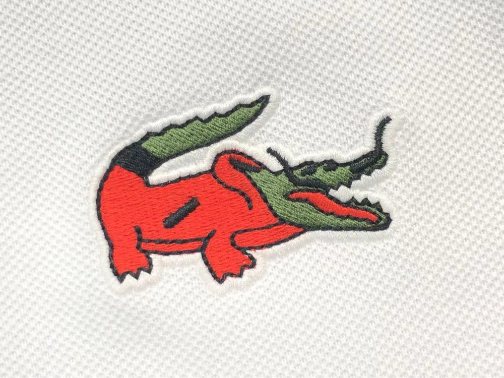 Camisa lacoste x netflix