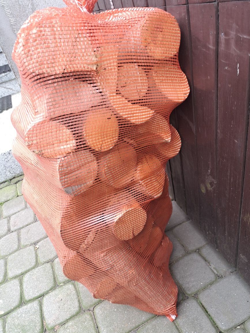 Sprzedam drewno Suche w Workach 50KG 110×60