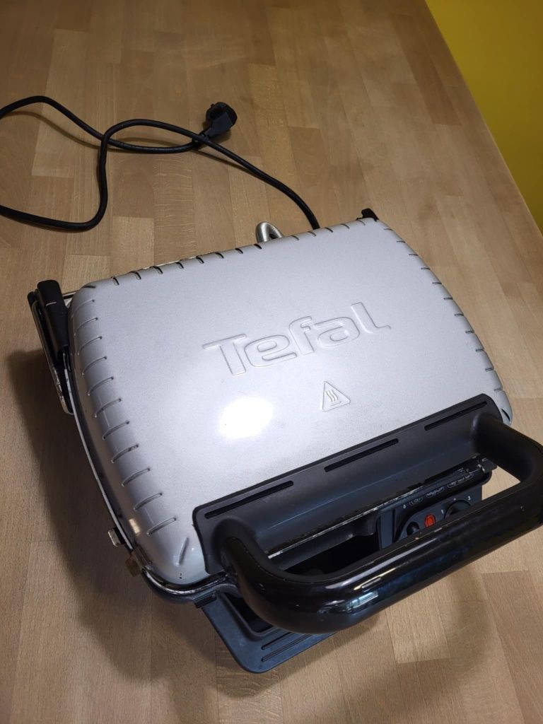 Grill elektryczny rozkładany Tefal Compact
