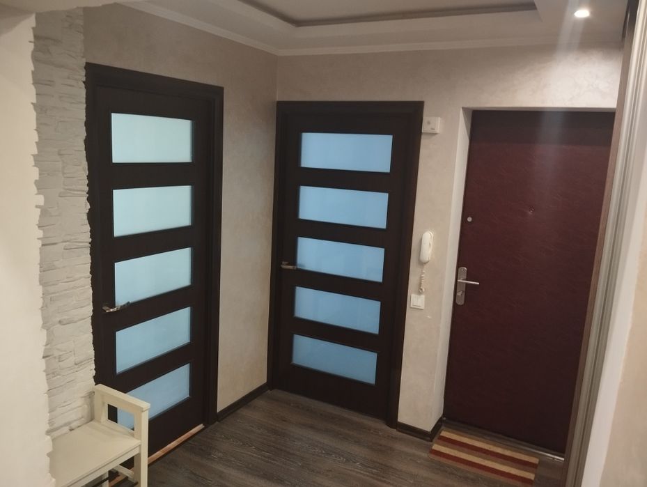 ЗДАЄТЬСЯ ВПЕРШЕ 3-х квартира, на Троещиніі для Сім'ї, є газ.