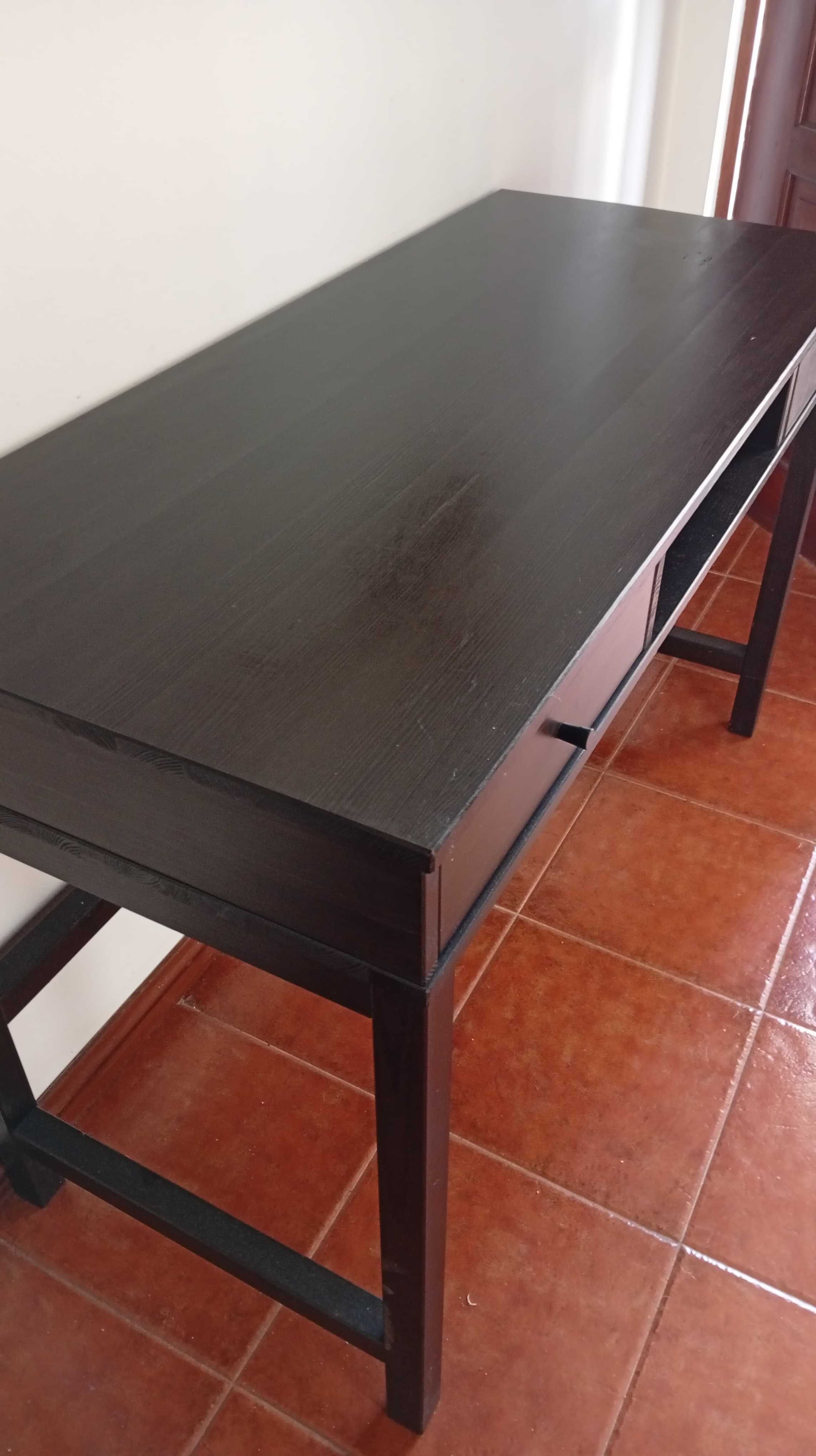 Secretaria Ikea Wengue