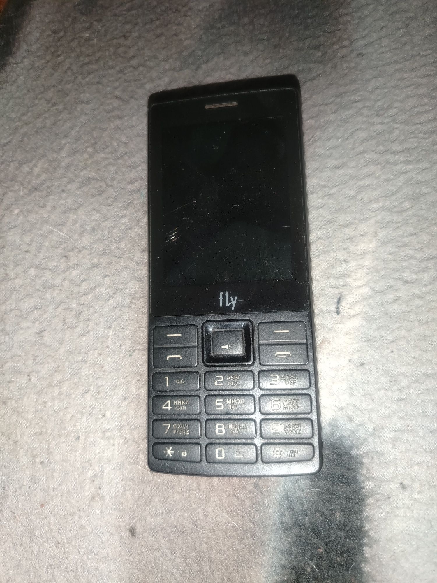 Продам на запчасти телефон fly ts112.