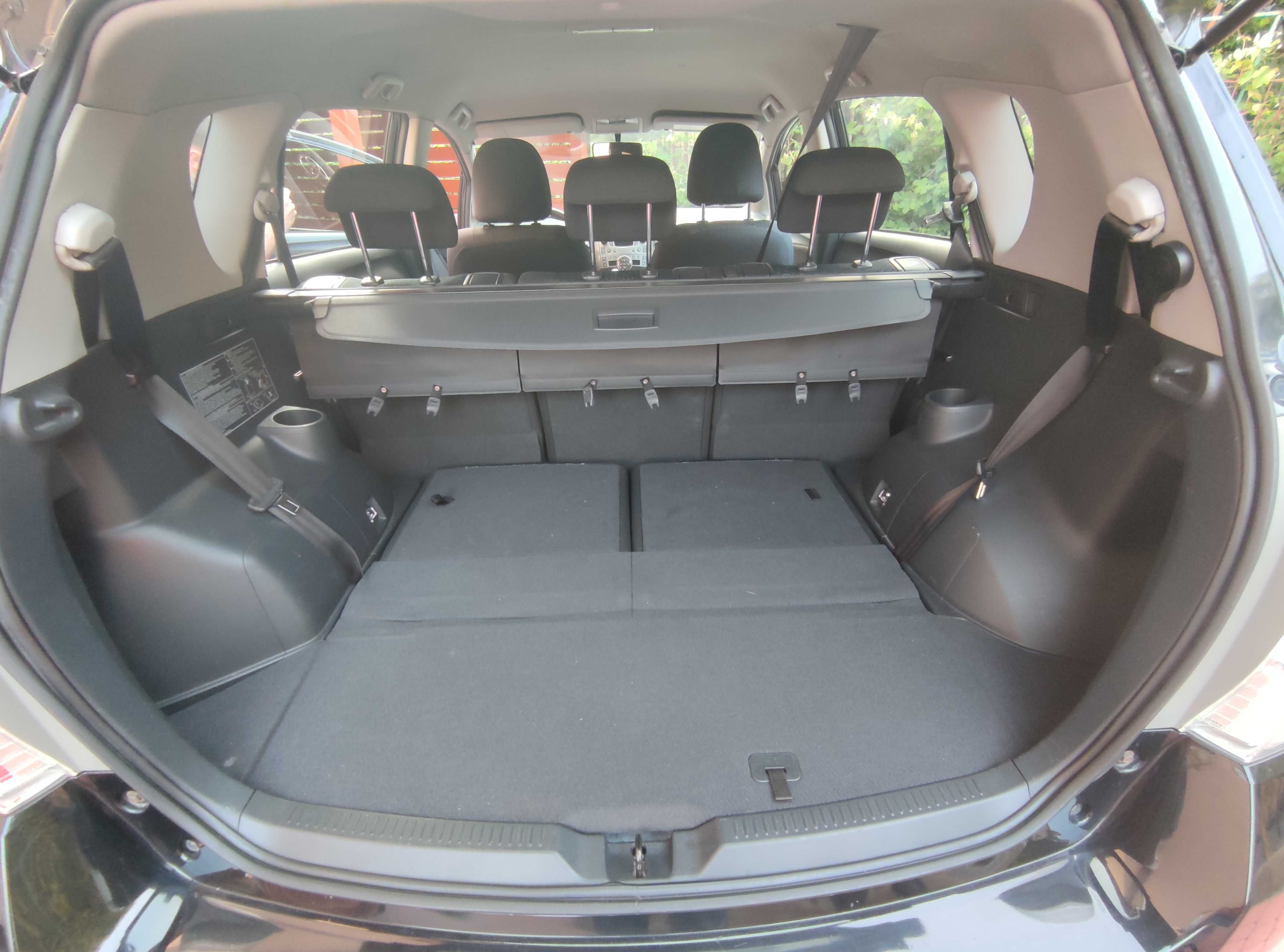 Toyota Verso 1,8 benzyna +LPG 147 KM 7 osobowy, tempomat,hak, rok 2009