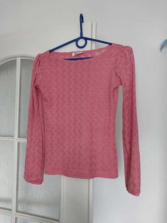 Różowa bluzka, sweterek Orsay