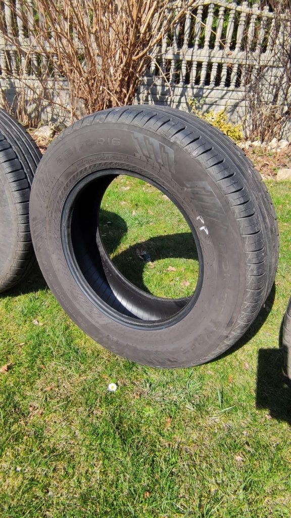 Opony Nokian Wetproof 215/70 R16 ... 7mm