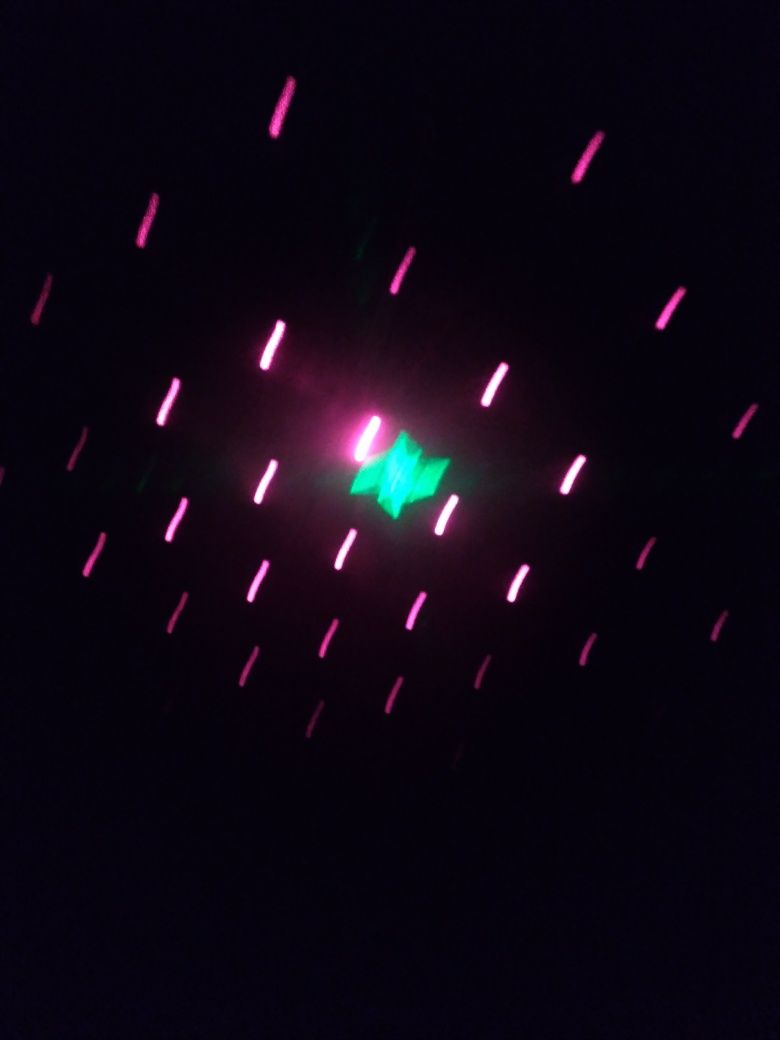 Лазерний новорічний проектор Star Shower (замість гірлянди)