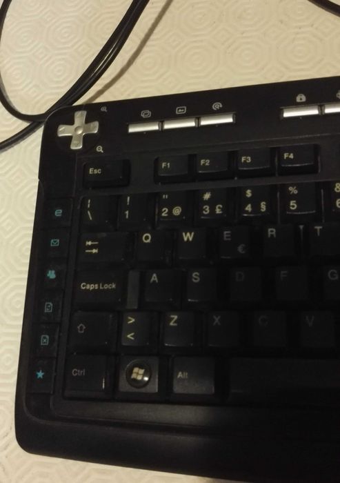 Teclado Genius, ligação USB