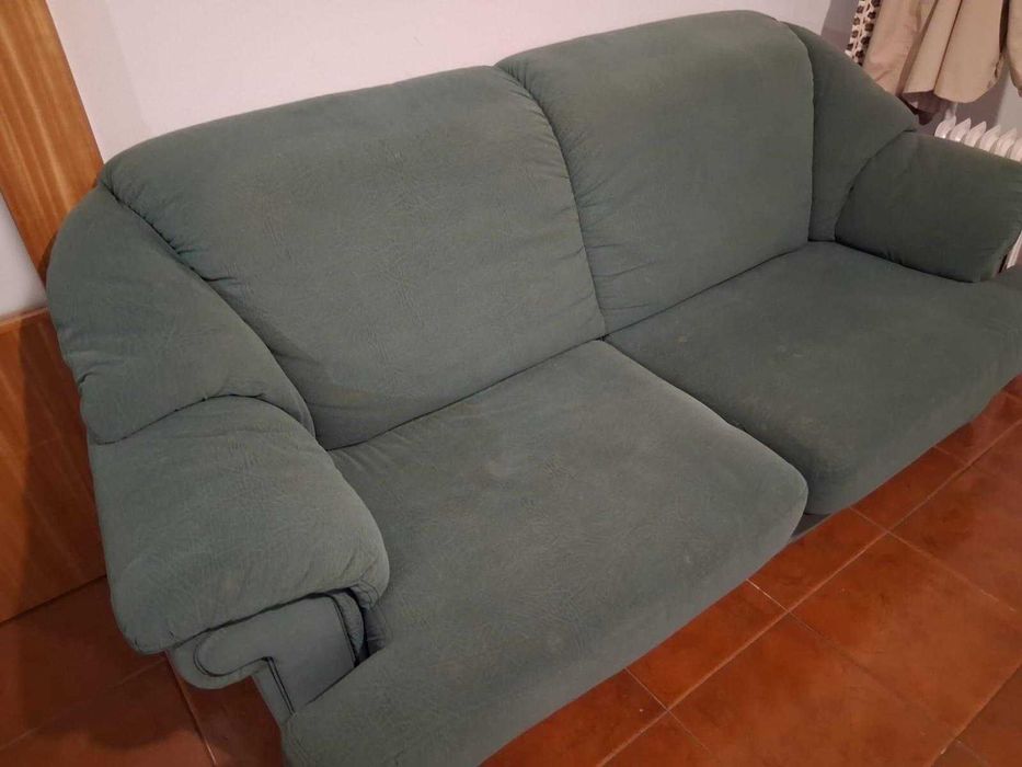 Sofá 2 Pessoas Em bom estado