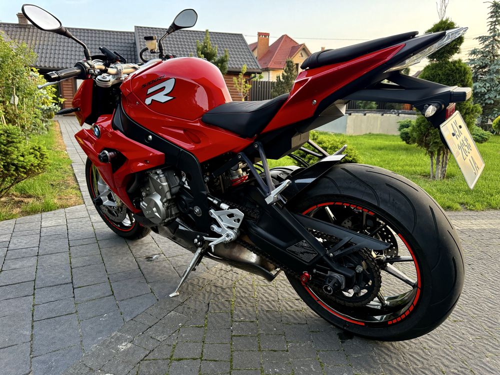 Продам BMW S1000R