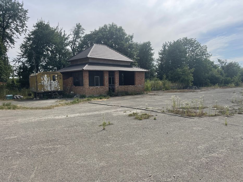 Продам приміщення вільного призначення