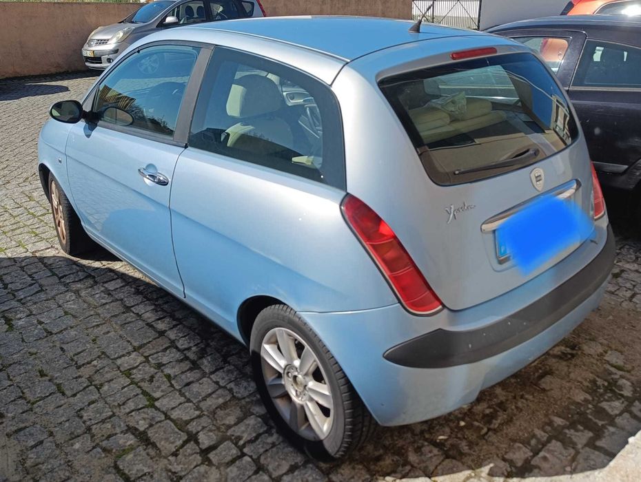 Lancia Ypsilon 2003